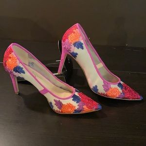 Jessica Simpson mesh and floral heels 009